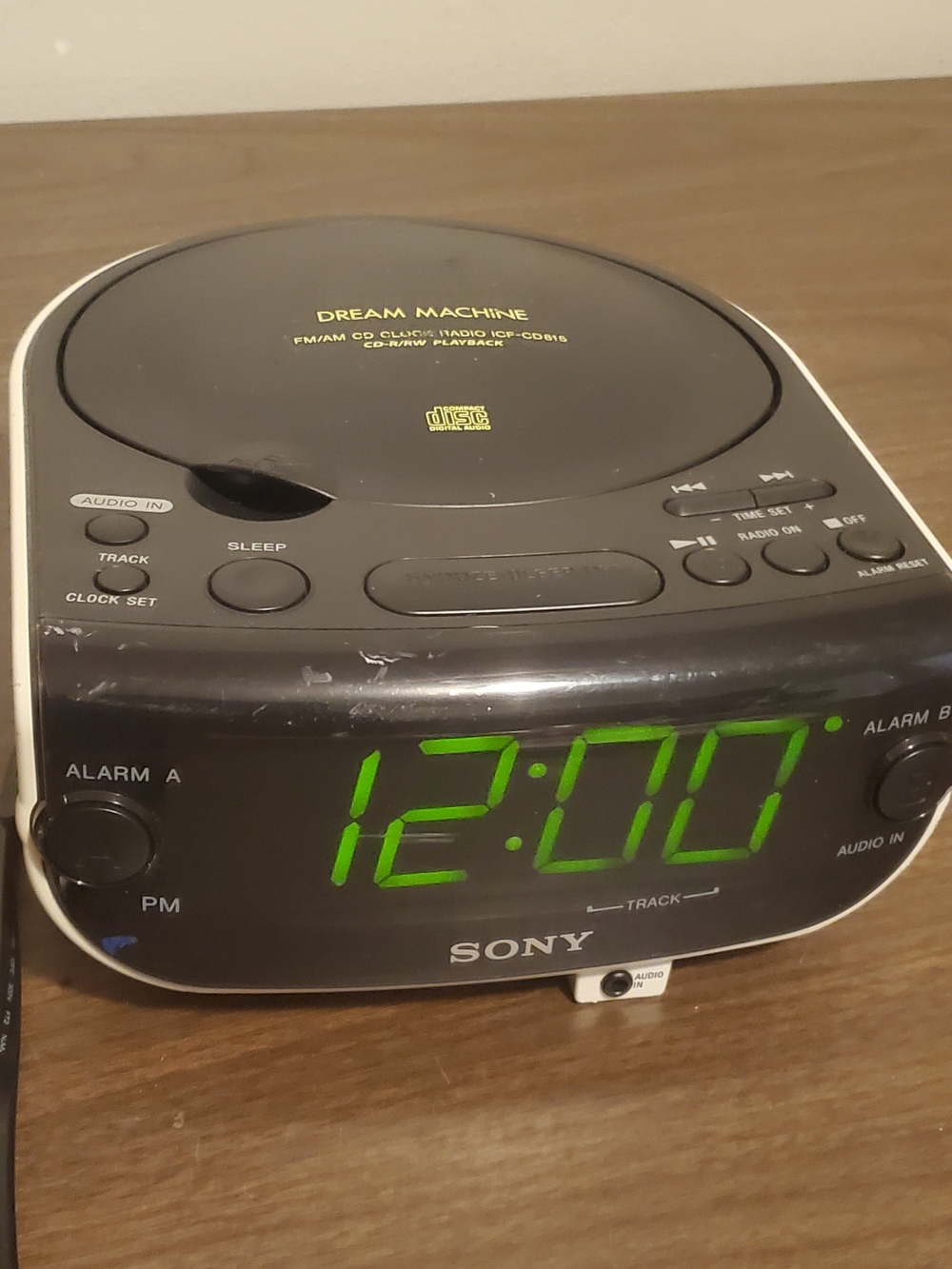 Sony Dream Machine Black and Green LED CD Clock Radio